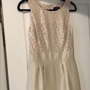 Tahari cocktail dress sz 4